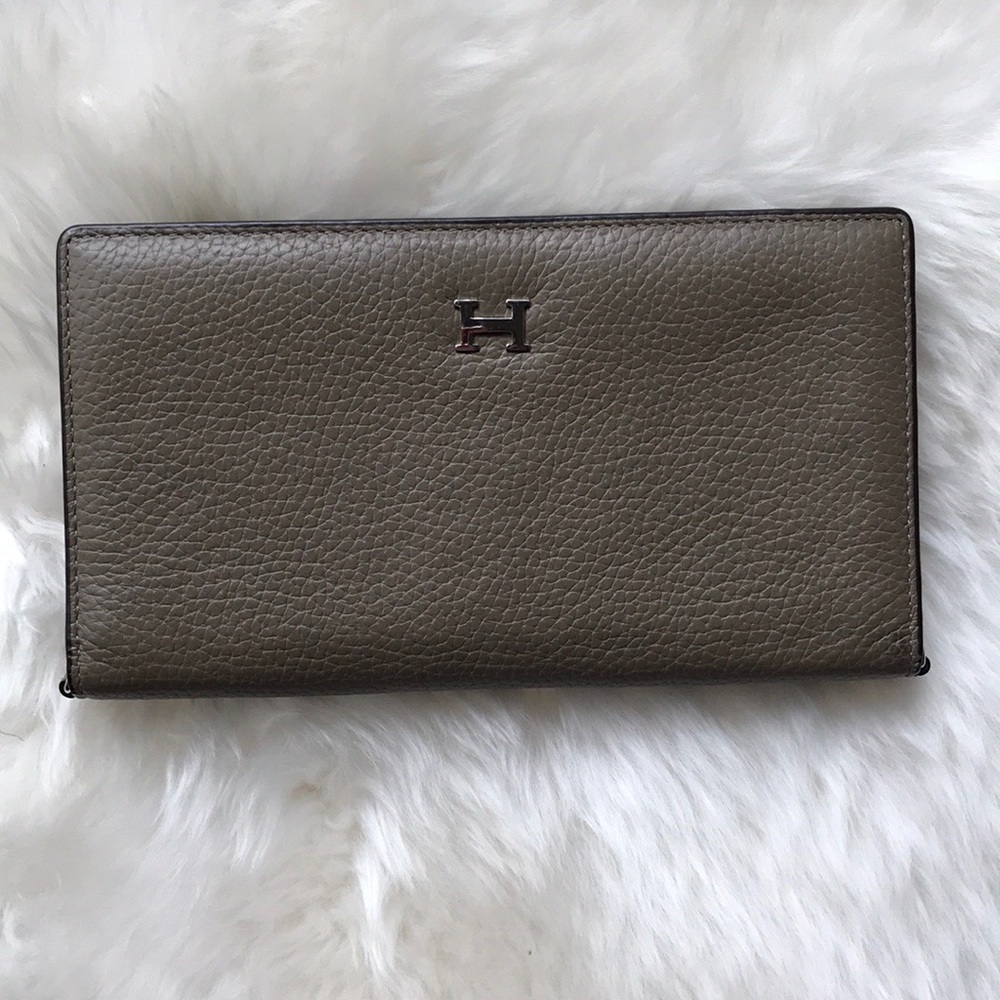 H WOC (wallet on chain)